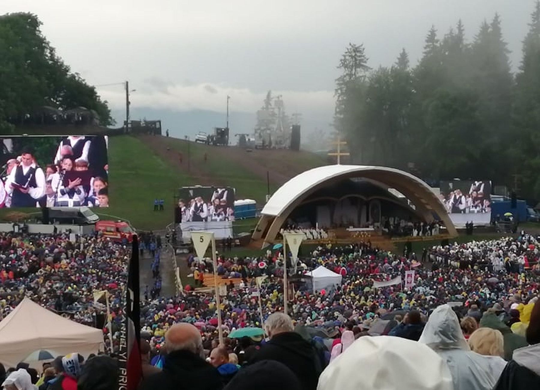 „Mesélnek a szívek